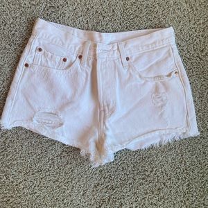 Levi’s 501 White Shorts